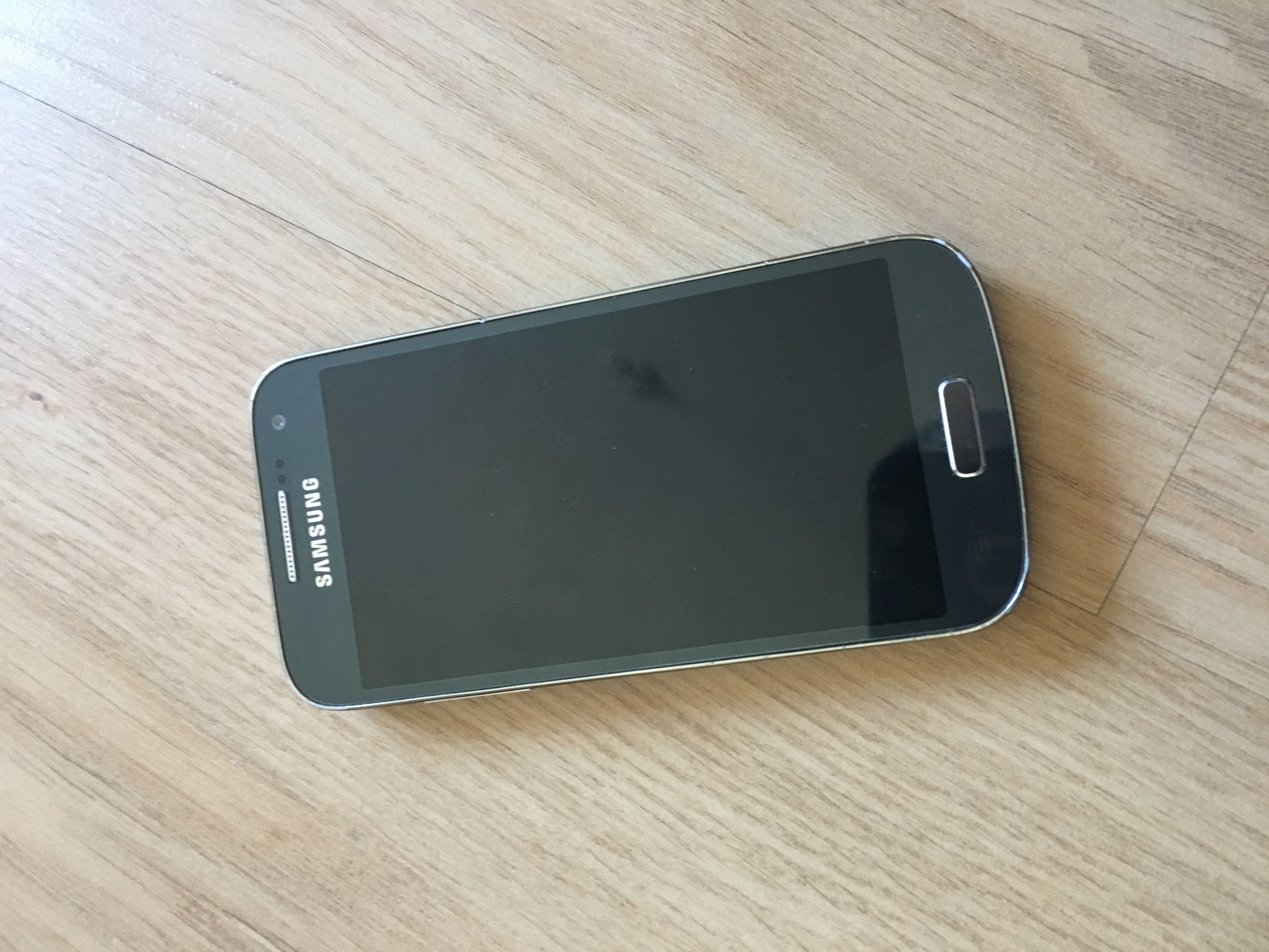 Samsung Mini Dokunmatik Cep Telefonu