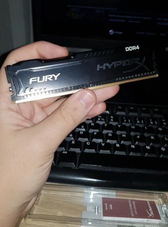 Kingston Fury HyperX C14 DDR4 8GB RAM